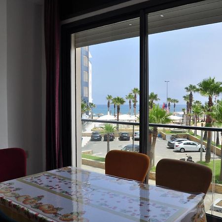 Seafront High Standard Apartment Мартиль Экстерьер фото